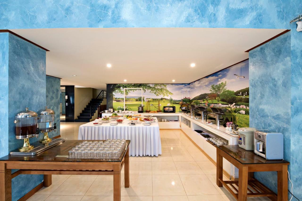 Annecy Hotel Vang Vieng Exteriör bild