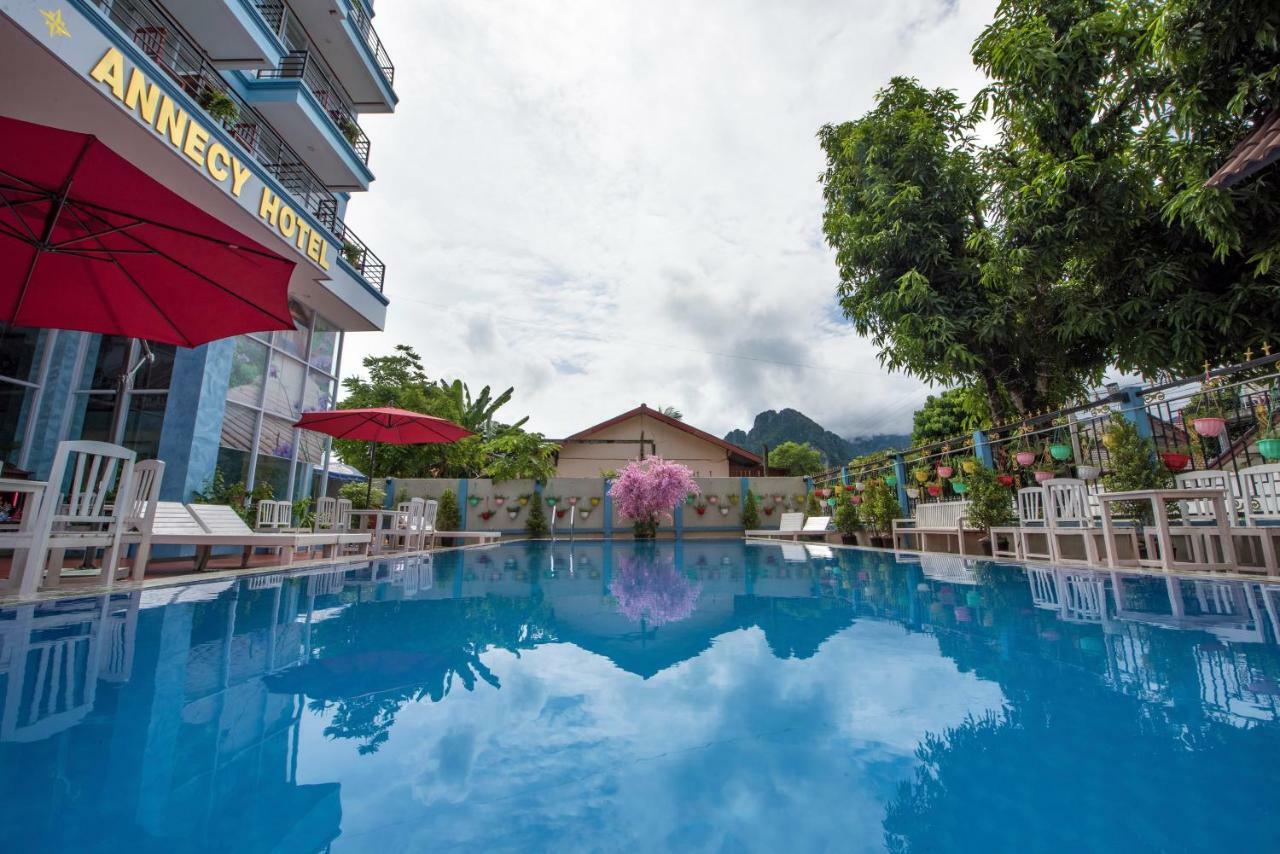 Annecy Hotel Vang Vieng Exteriör bild