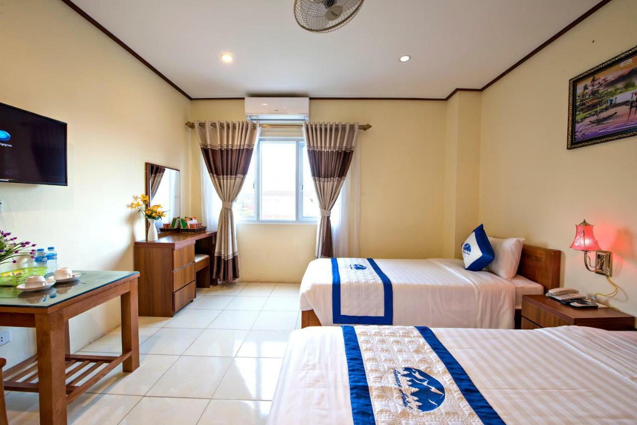 Annecy Hotel Vang Vieng Exteriör bild